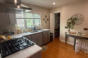 44 Ashland St, Medford, MA 02155 - Photo 10