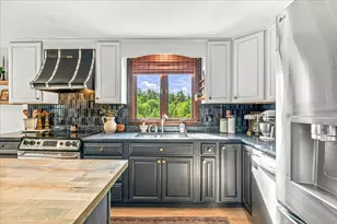 45 Cross St, Middleborough, MA 02346 - Photo 14