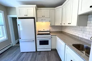 142 Main St, Quincy, MA 02169 - Photo 4