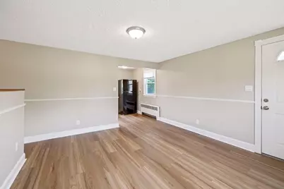 42 Neillian Street #42, Bedford, MA 01730 - Photo 4