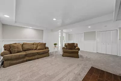 22 Barnard St, Shrewsbury, MA 01545 - Photo 28