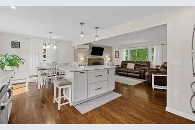 22 Barnard St, Shrewsbury, MA 01545 - Photo 14