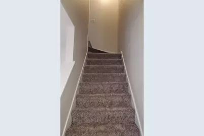 13-23 B St, Northbridge, MA 01588 - Photo 10