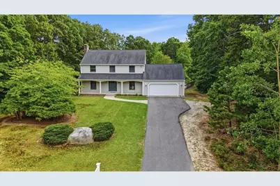8 Tommy's Ln, Freetown, MA 02717 - Photo 4
