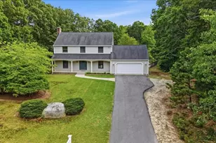 8 Tommy's Ln, Freetown, MA 02717 - Photo 4