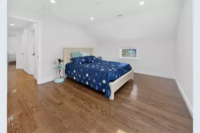 16 Walsh Road, Bedford, MA 01730 - Photo 32