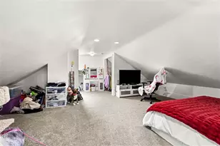 8 Saunders St, Salem, MA 01970 - Photo 30