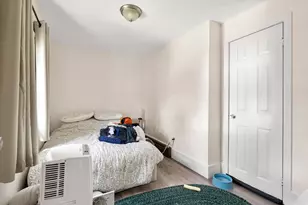 8 Saunders St, Salem, MA 01970 - Photo 16