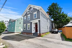 8 Saunders St, Salem, MA 01970 - Photo 2
