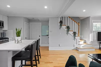 14 Everett #14-2, Medford, MA 02155 - Photo 10