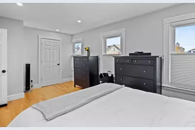 14 Everett #14-2, Medford, MA 02155 - Photo 2