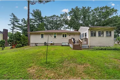 19 Pinehill St, Taunton, MA 02780 - Photo 10