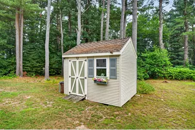 19 Pinehill St, Taunton, MA 02780 - Photo 12
