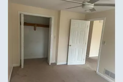 28 Farragut Street #2nd Fl., Lowell, MA 01854 - Photo 12