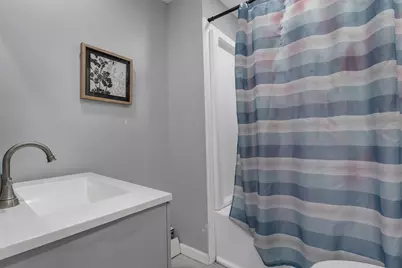 38 Mitchell St, Providence, RI 02907 - Photo 32