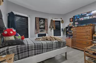 38 Mitchell St, Providence, RI 02907 - Photo 24