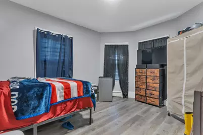 38 Mitchell St, Providence, RI 02907 - Photo 16