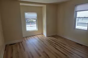 210 Farnham St, Lawrence, MA 01843 - Photo 4