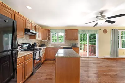 43 Servant Way, Southbridge, MA 01550 - Photo 8