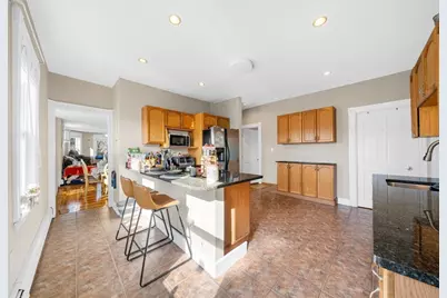 154 Fellsway W #3, Medford, MA 02155 - Photo 6