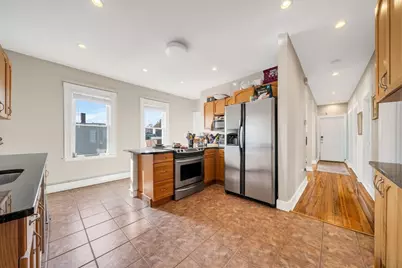 154 Fellsway W #3, Medford, MA 02155 - Photo 4