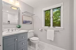142 Beverly Rd, Brookline, MA 02467 - Photo 20