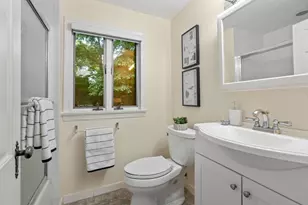 142 Beverly Rd, Brookline, MA 02467 - Photo 22