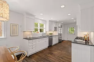 142 Beverly Rd, Brookline, MA 02467 - Photo 16