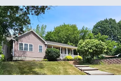 25 Robbins Ave, Dracut, MA 01826 - Photo 1