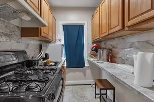 95 John St, Pawtucket, RI 02861 - Photo 18