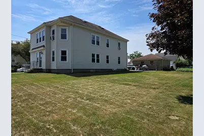 25 Slater St #1st Fl, Webster, MA 01570 - Photo 16