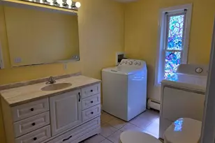 25 Slater St, Webster, MA 01570 - Photo 8