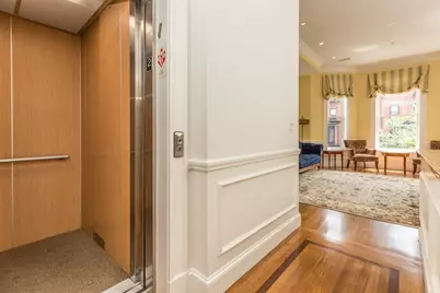 212 Beacon Street #2, Boston, MA 02116 - Photo 10