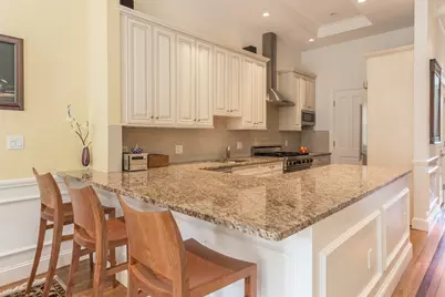 212 Beacon Street #2, Boston, MA 02116 - Photo 4