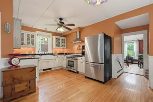 19 King St, Groveland, MA 01834 - Photo 12