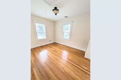 184 Parmenter Rd #2, Newton, MA 02465 - Photo 10