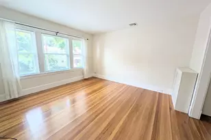 184 Parmenter Rd, Newton, MA 02465 - Photo 2