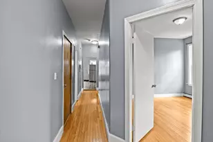 26 Alpine St, Boston, MA 02119 - Photo 18
