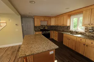 329 Bridge St, Dedham, MA 02026 - Photo 4