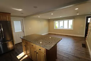 329 Bridge St, Dedham, MA 02026 - Photo 6