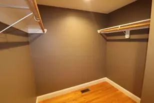 329 Bridge St, Dedham, MA 02026 - Photo 10