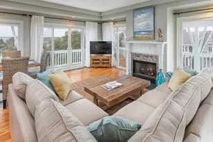 13 Girard Way, Newbury, MA 01951 - Photo 2
