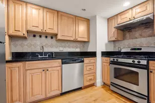 45 W Broadway, Boston, MA 02127 - Photo 8