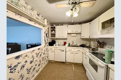 121 Tremont St #215, Boston, MA 02135 - Photo 8