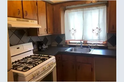 33 Sidney Street #3, New Bedford, MA 02740 - Photo 2