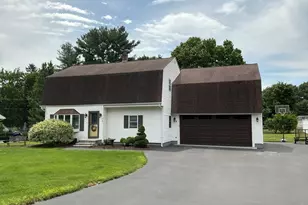75 White St, Raynham, MA 02767 - Photo 2