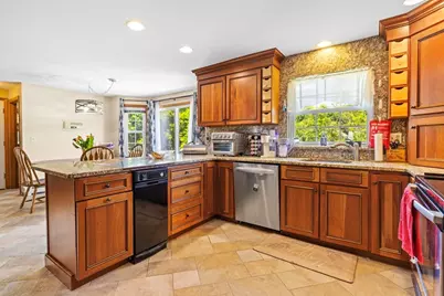 4 Jacob Way, Attleboro, MA 02703 - Photo 6