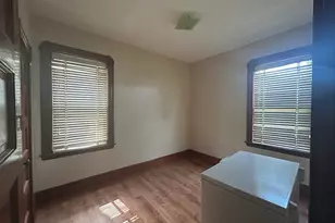 33 Sidney St, New Bedford, MA 02740 - Photo 12