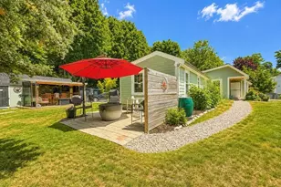 978 Main St, Hanover, MA 02339 - Photo 4