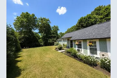 978 Main St, Hanover, MA 02339 - Photo 2